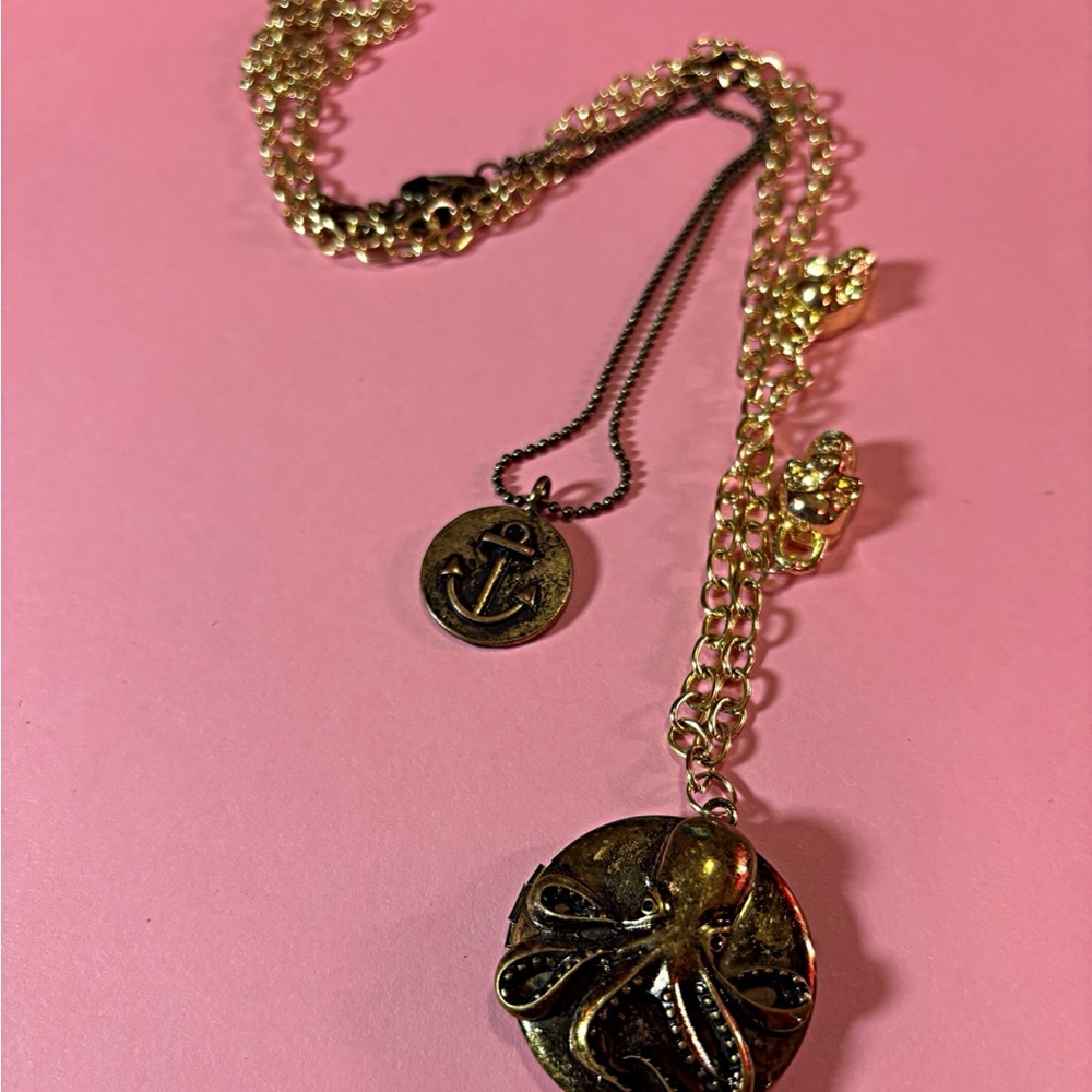 Gold Octopus Pendant Necklace